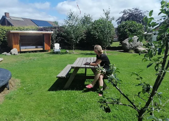 Shelter Slotsgaarden Jels